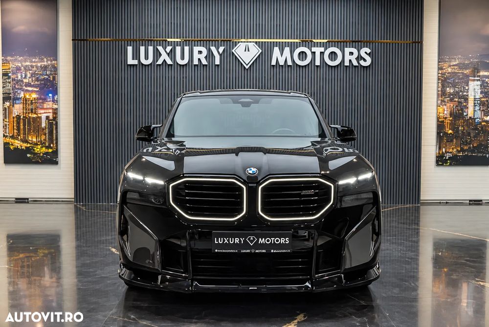 BMW XM - 10