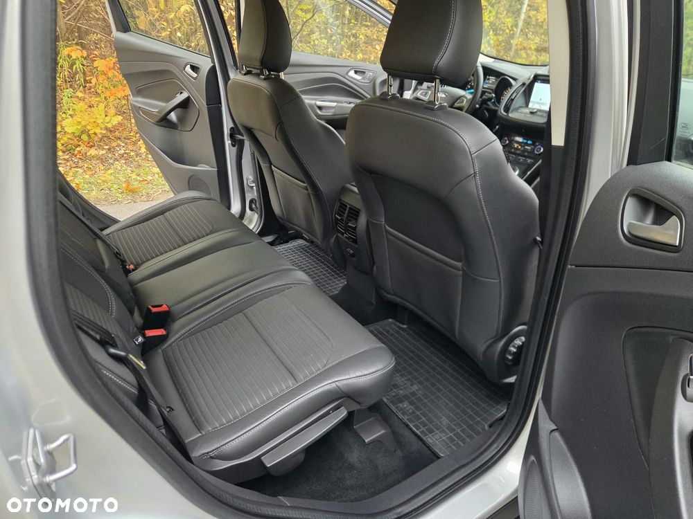 Ford Kuga 1.5 EcoBoost 2x4 Business Edition - 18