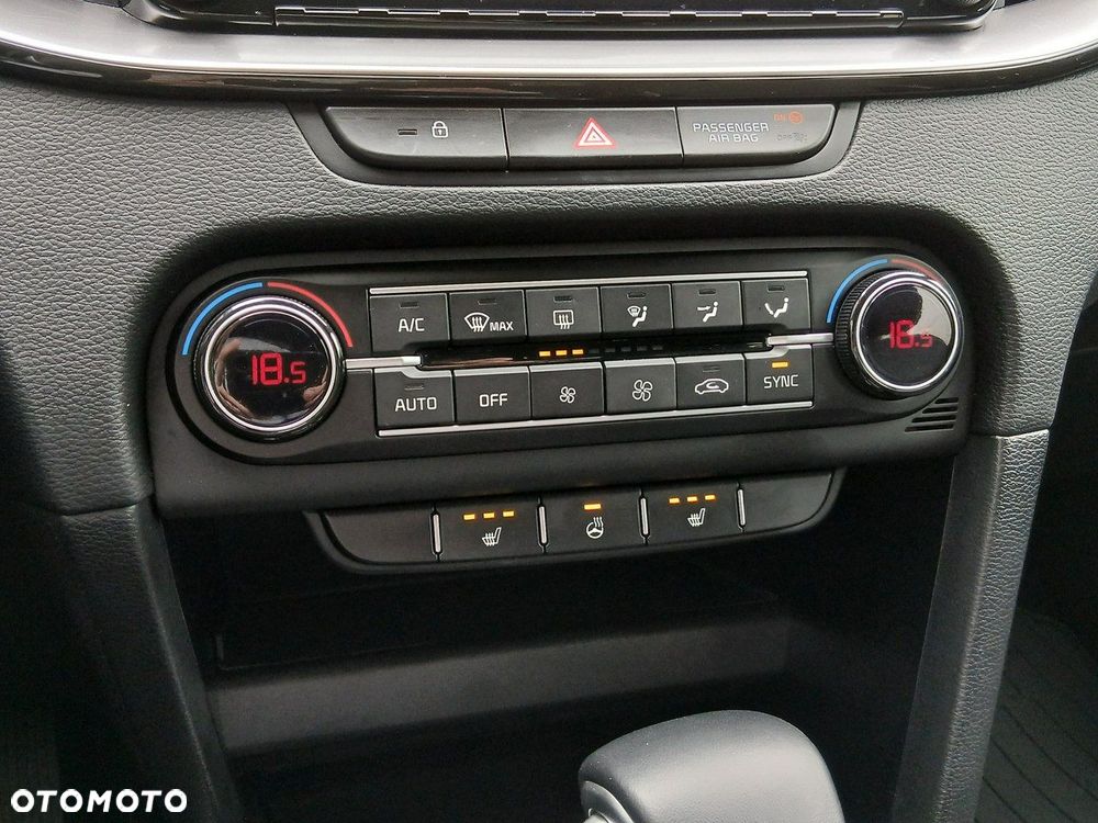 Kia Ceed - 28