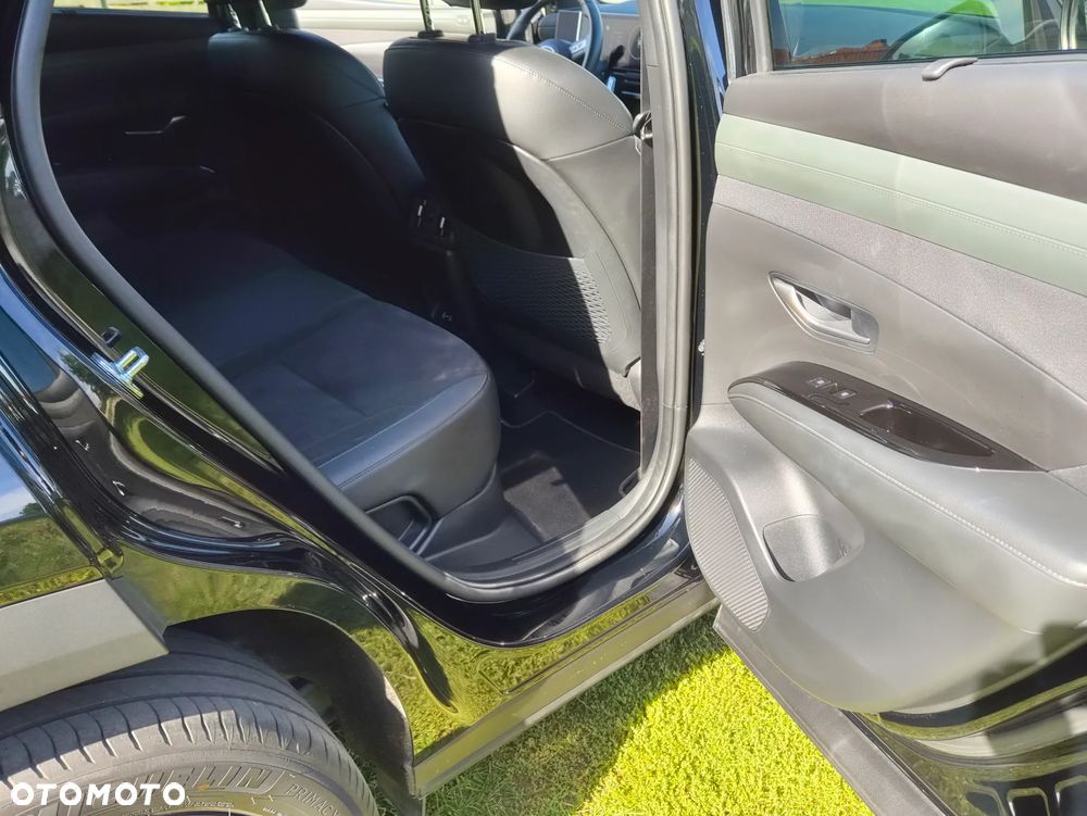 Hyundai Tucson 1.6 T-GDi HEV 20th Anniversary 2WD - 16