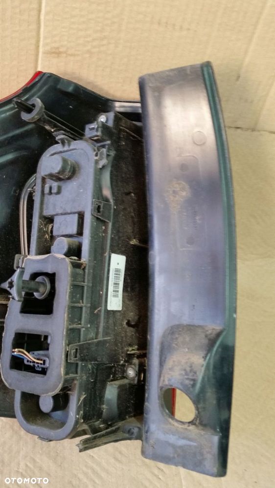 LAMPA TYLNA PRAWA DACIA LOGAN MCV II KOMBI - 6