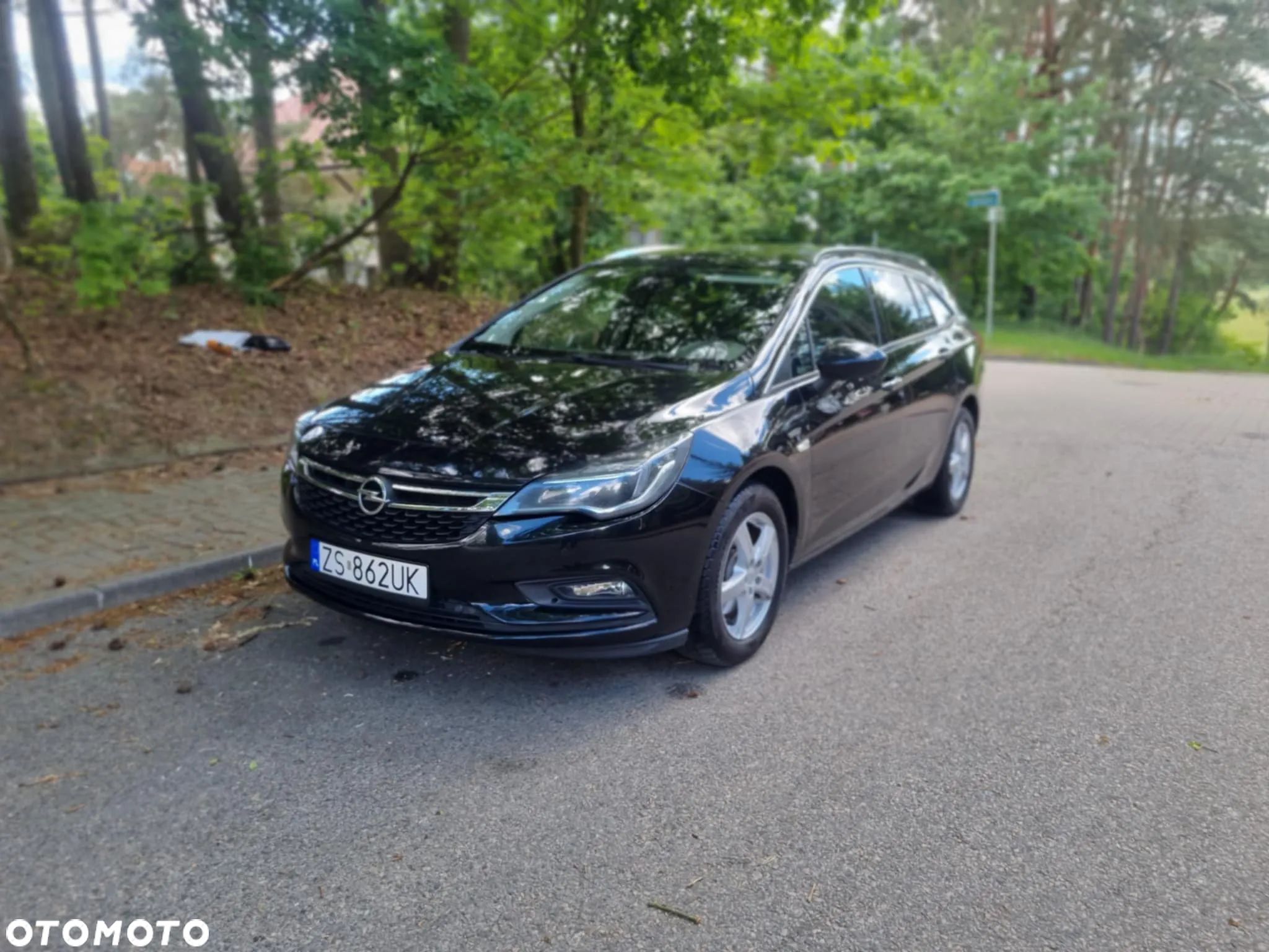 Opel Astra 1.6 CDTI Automatik Sports Tourer Active - 1