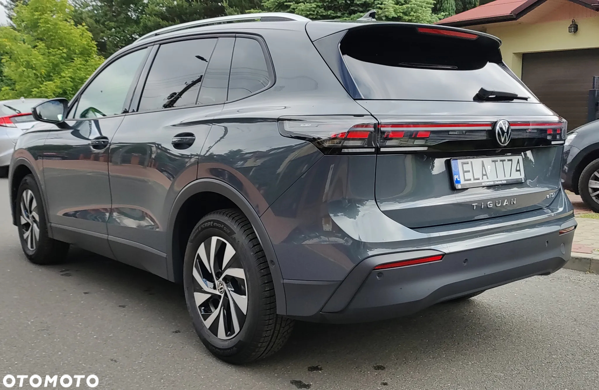 Volkswagen Tiguan - 38