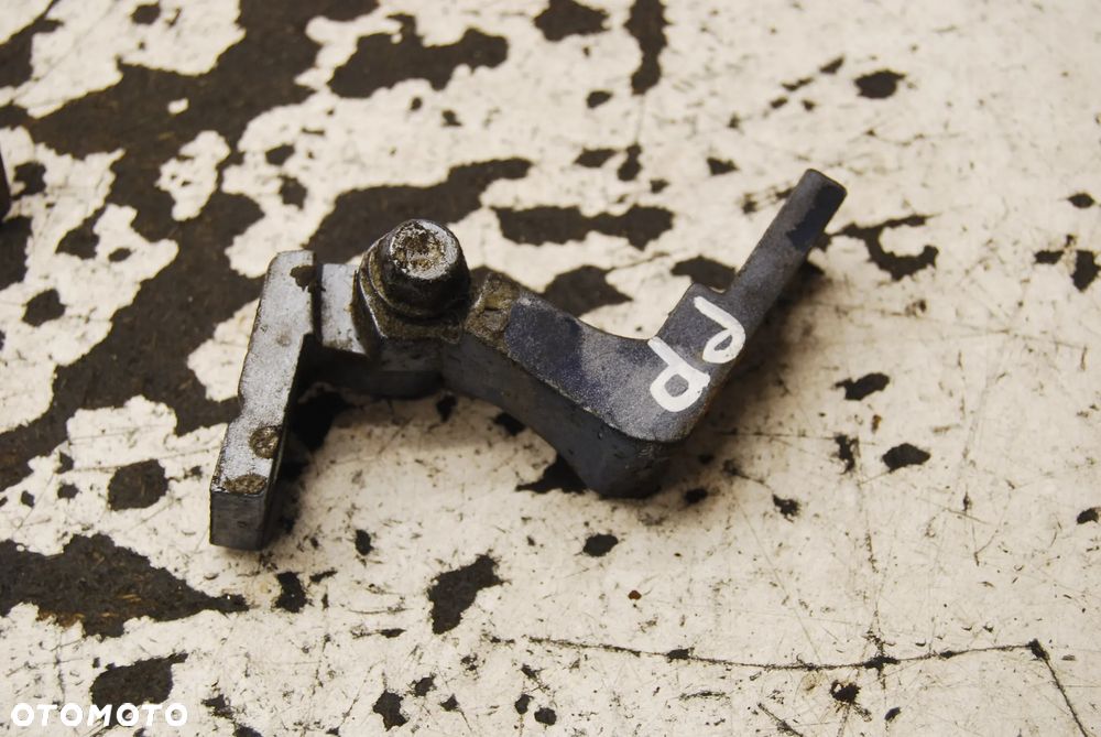 ZAWIAS DRZWI GÓRNY LEWY LUB PRAWY VW PASSAT B5 LIFT SKODA SUPERB I - 1