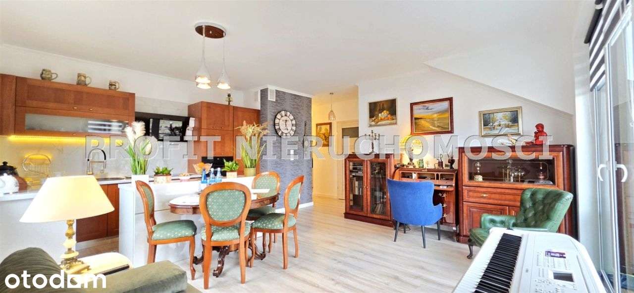 Atrkacyjny apartament z dużym balkonem