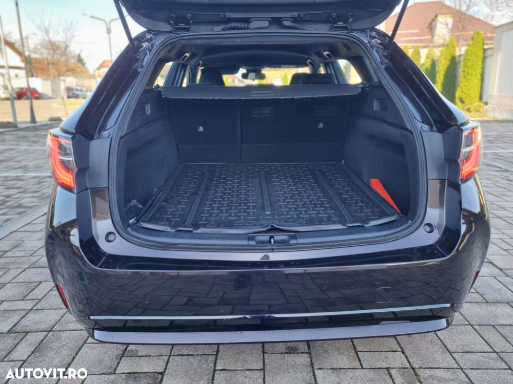 Toyota Corolla 1.8 Hybrid Touring Sports Business Edition - 26