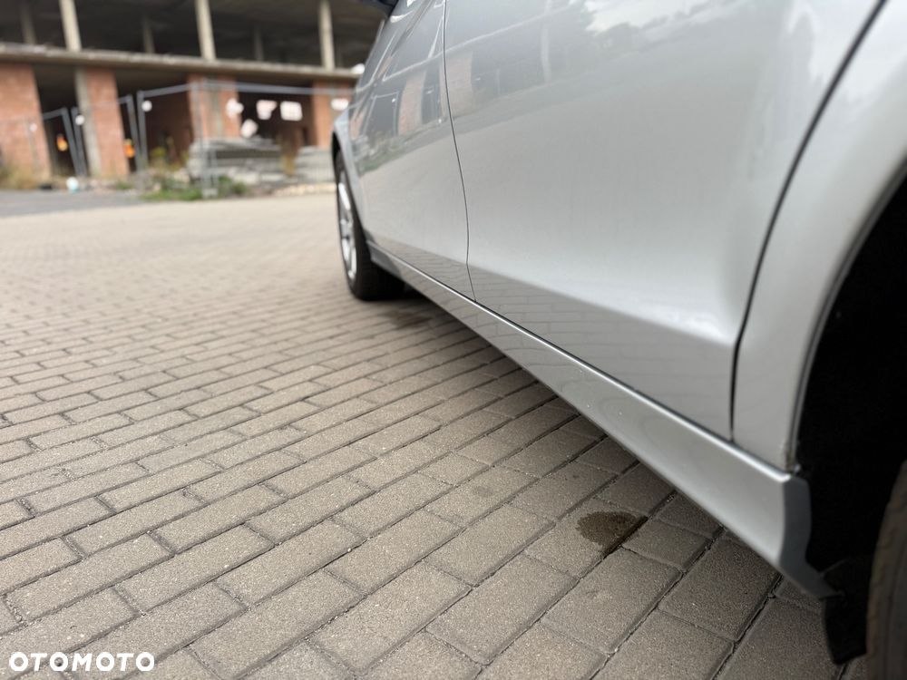 Mercedes-Benz Klasa C 200 CDI DPF Automatik Avantgarde - 25