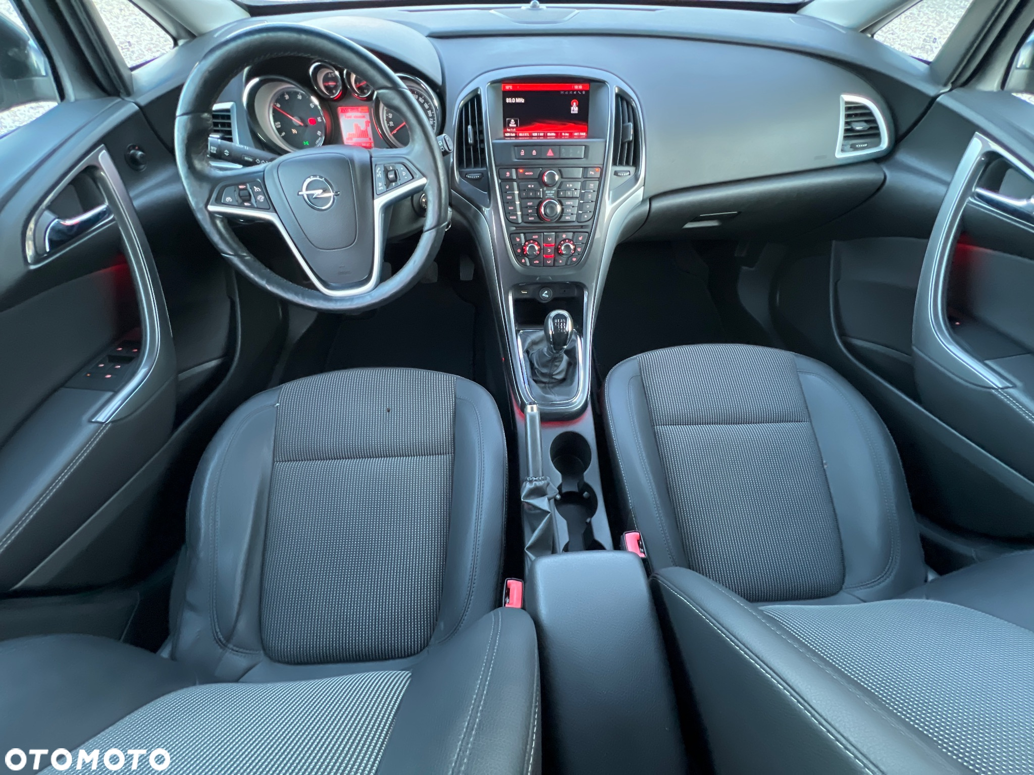 Opel Astra 2.0 CDTI ecoFLEX Start/Stop Exklusiv - 11