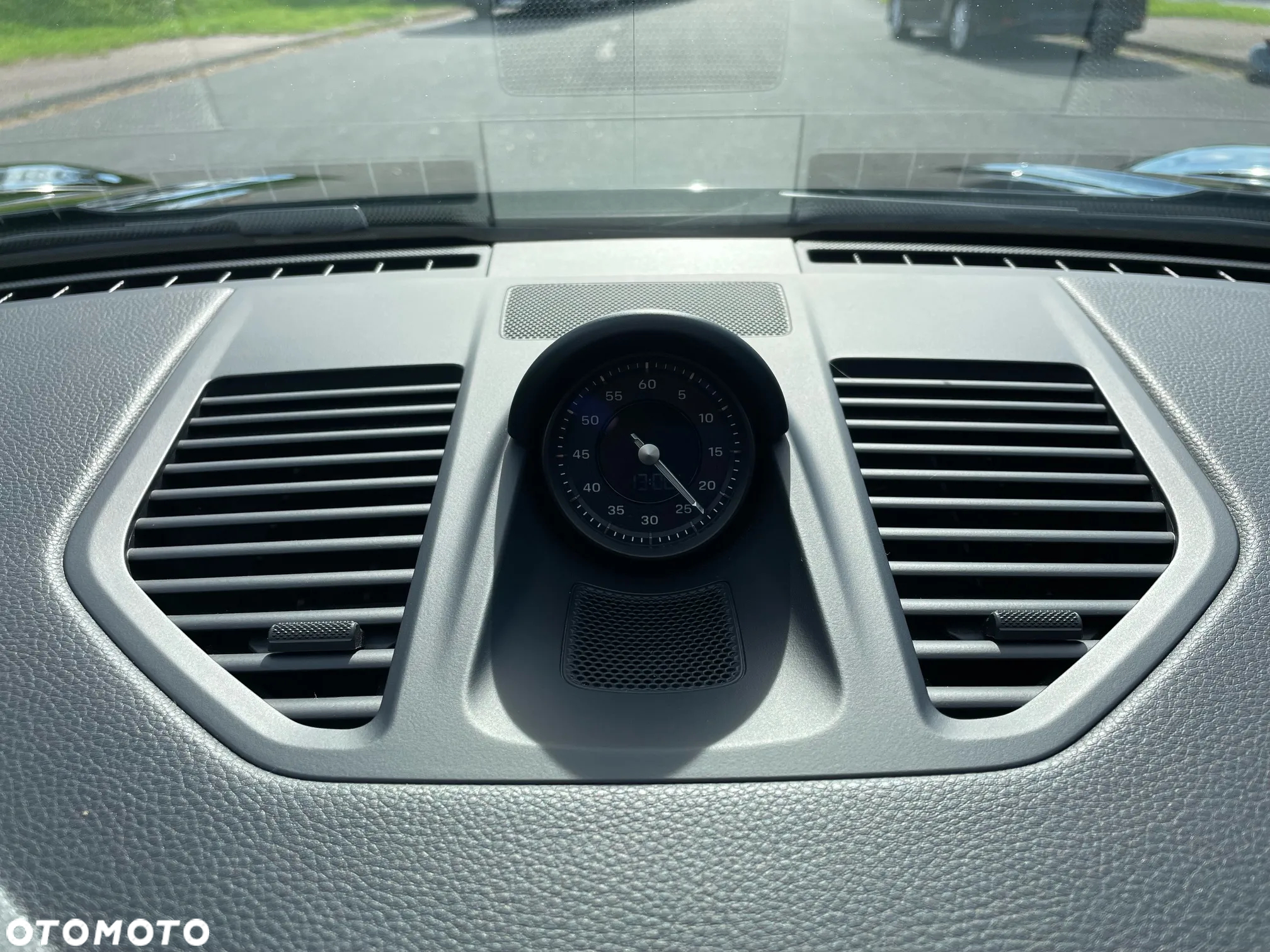 Porsche 911 Carrera 4S - 17