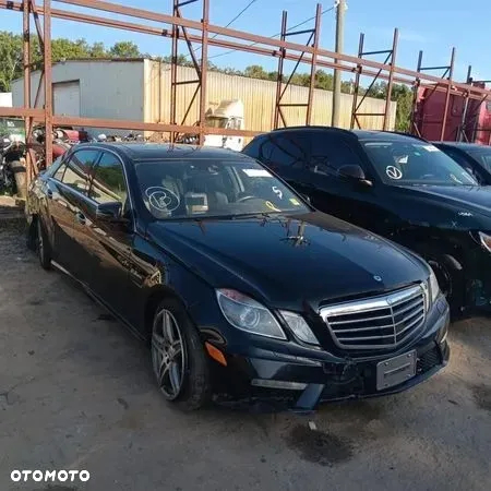 Mercedes-Benz Klasa E 63 AMG - 17