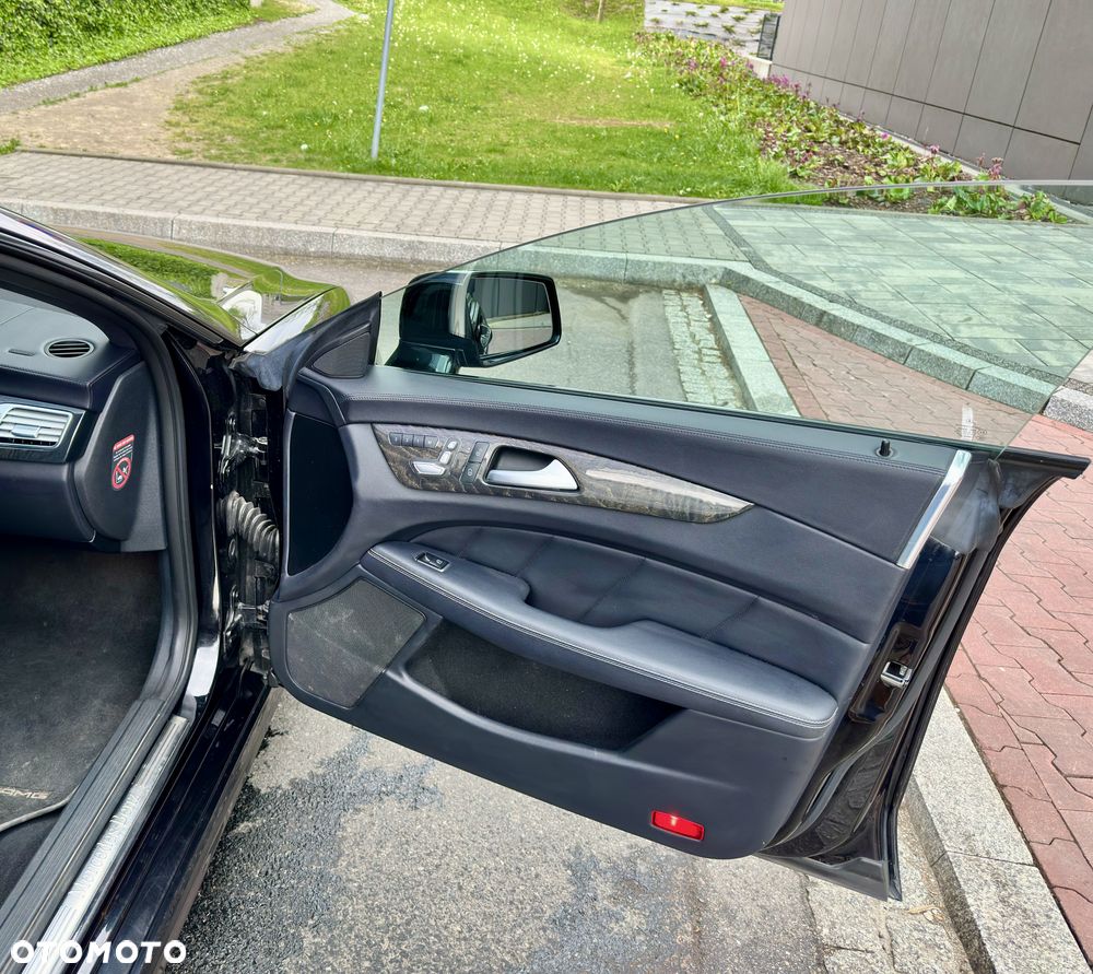 Mercedes-Benz CLS 350 d 4-Matic - 11