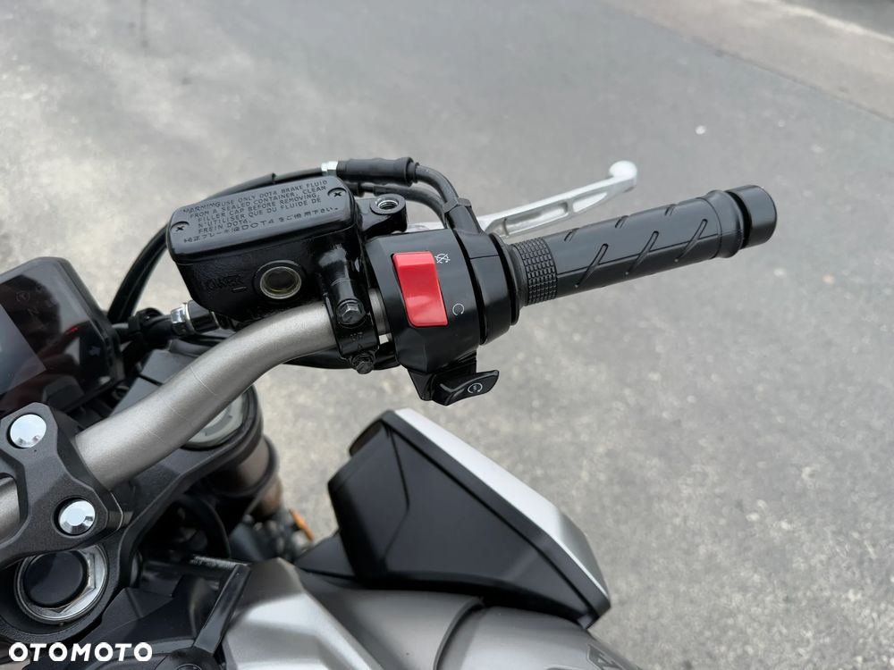 Honda CB - 9