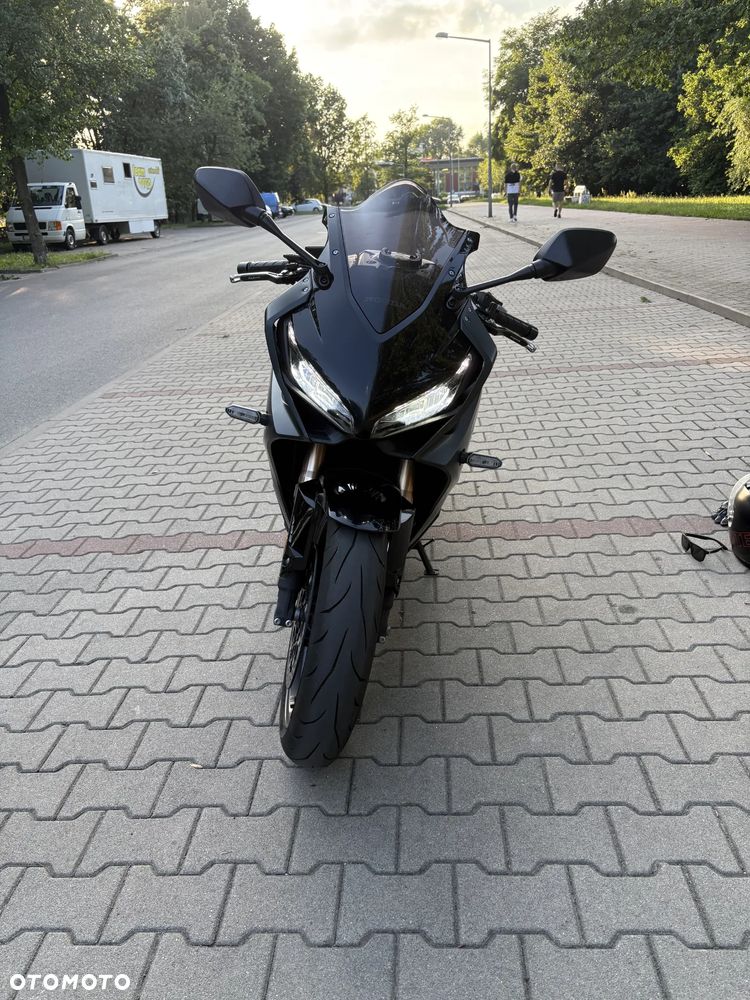 Honda CBR - 2