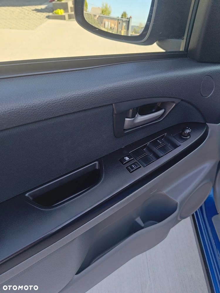 Suzuki SX4 - 16