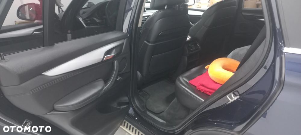 BMW X5 xDrive40d - 9