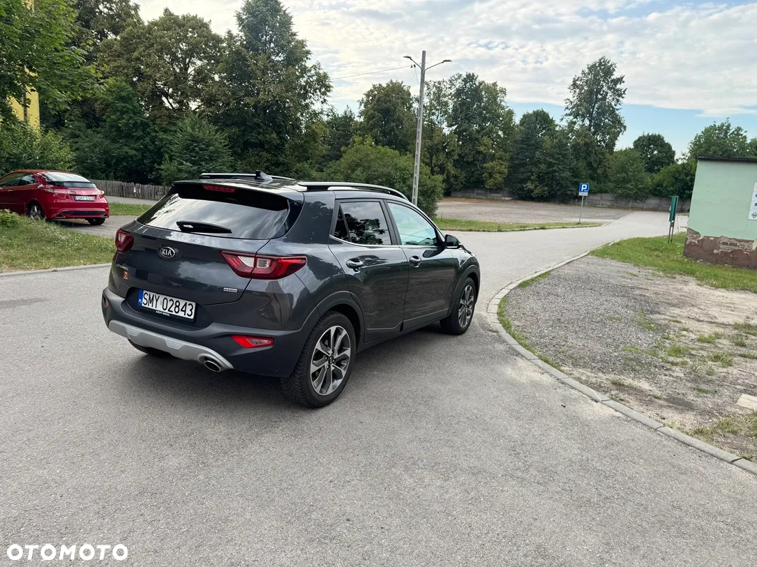 Kia Stonic 1.6 CRDi SCR XL - 4