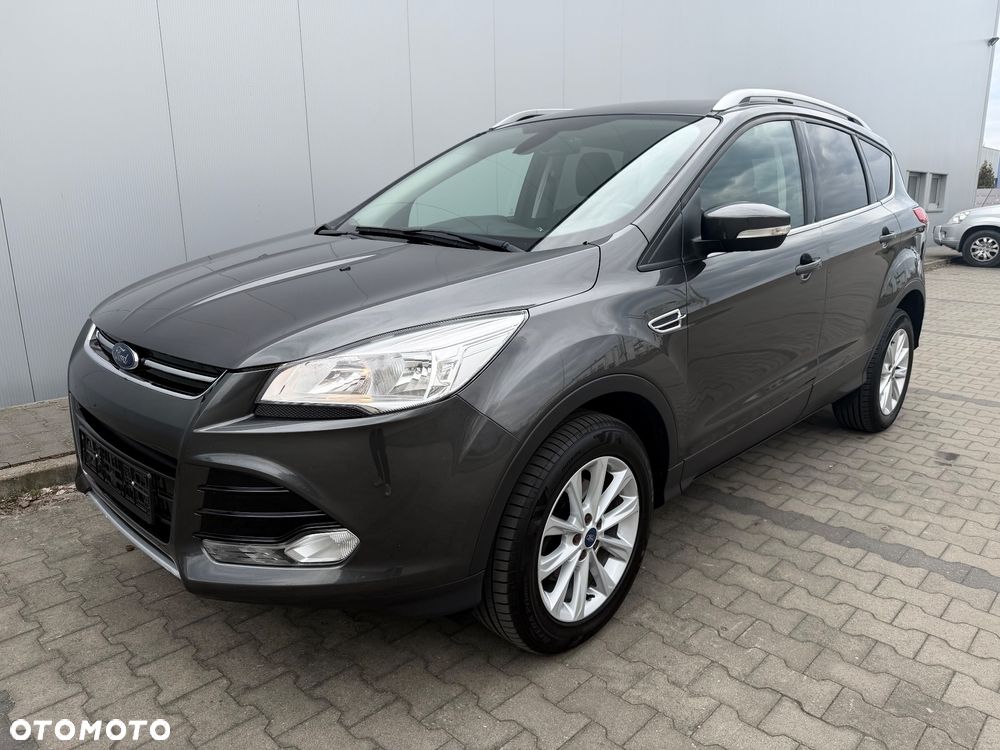 Ford Kuga 1.5 EcoBoost 2x4 Titanium - 3
