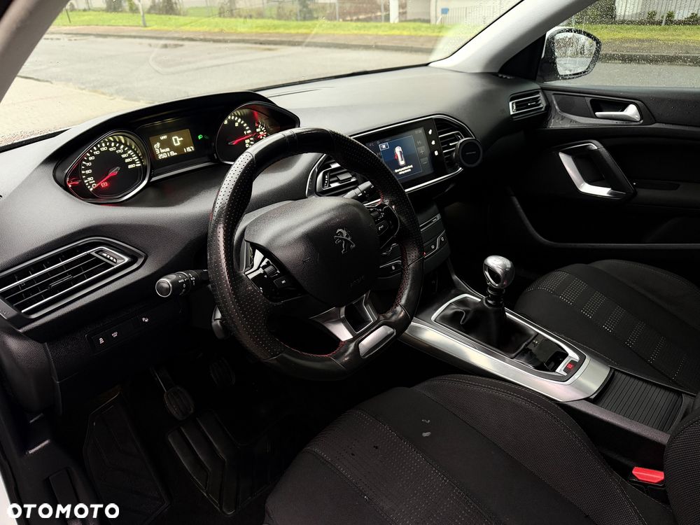 Peugeot 308 e-HDi 115 Stop & Start Allure - 8