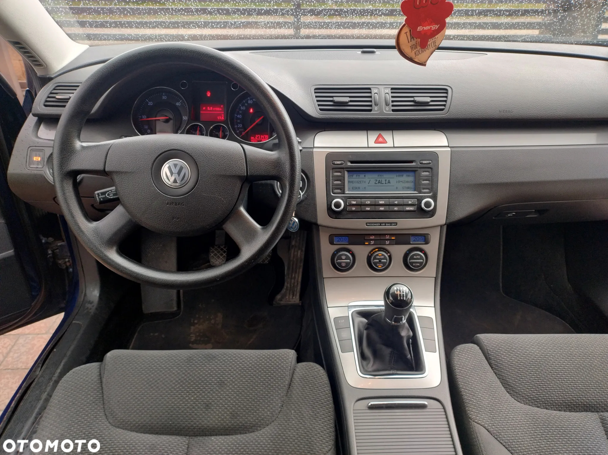Volkswagen Passat 2.0 TDI Comfortline - 26