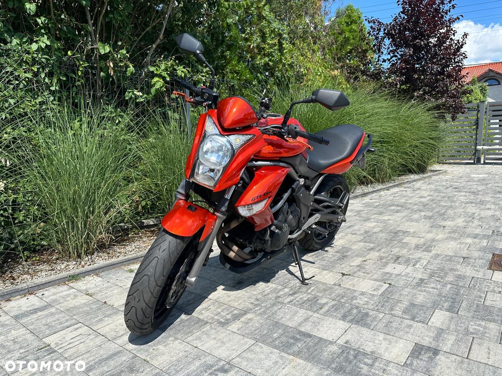 Kawasaki ER - 8