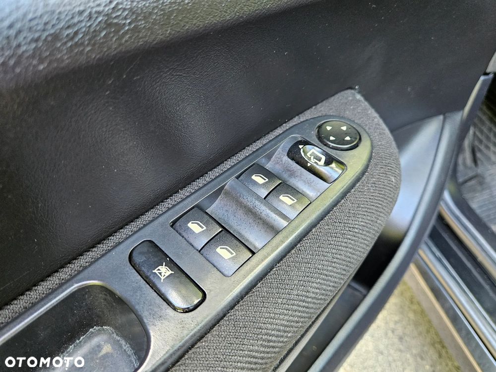 Peugeot 307 HDi SW 135 Premium - 19