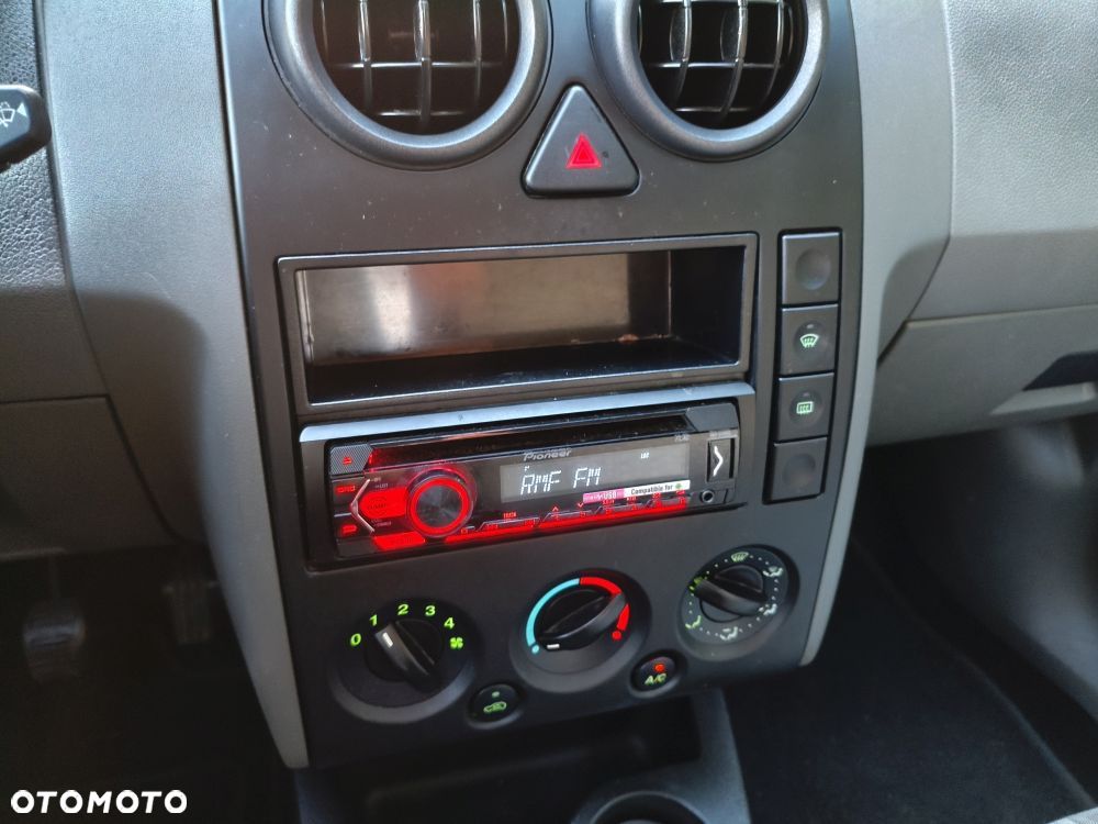 Ford Fusion 1.4 100 / FX - 17