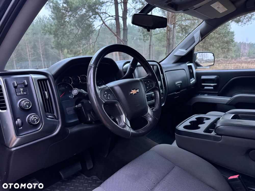 Chevrolet Silverado - 30