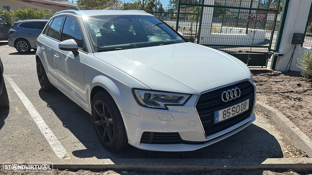 Audi A3 Sportback - 1