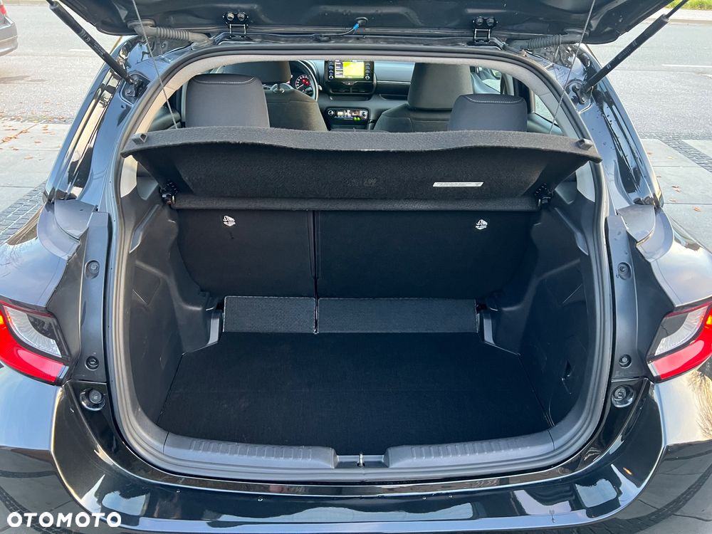 Toyota Yaris 1.5 VVT-i Elegant - 28