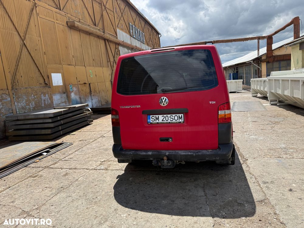 Volkswagen Transporter Caravelle Scurt (7 loc) - 6