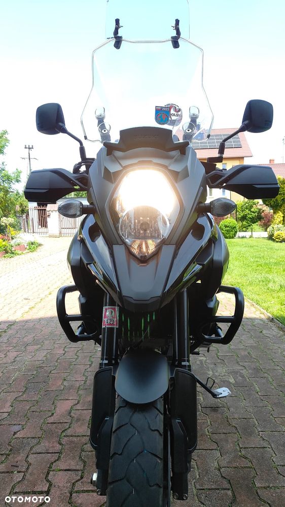 Suzuki V-STROM - 27