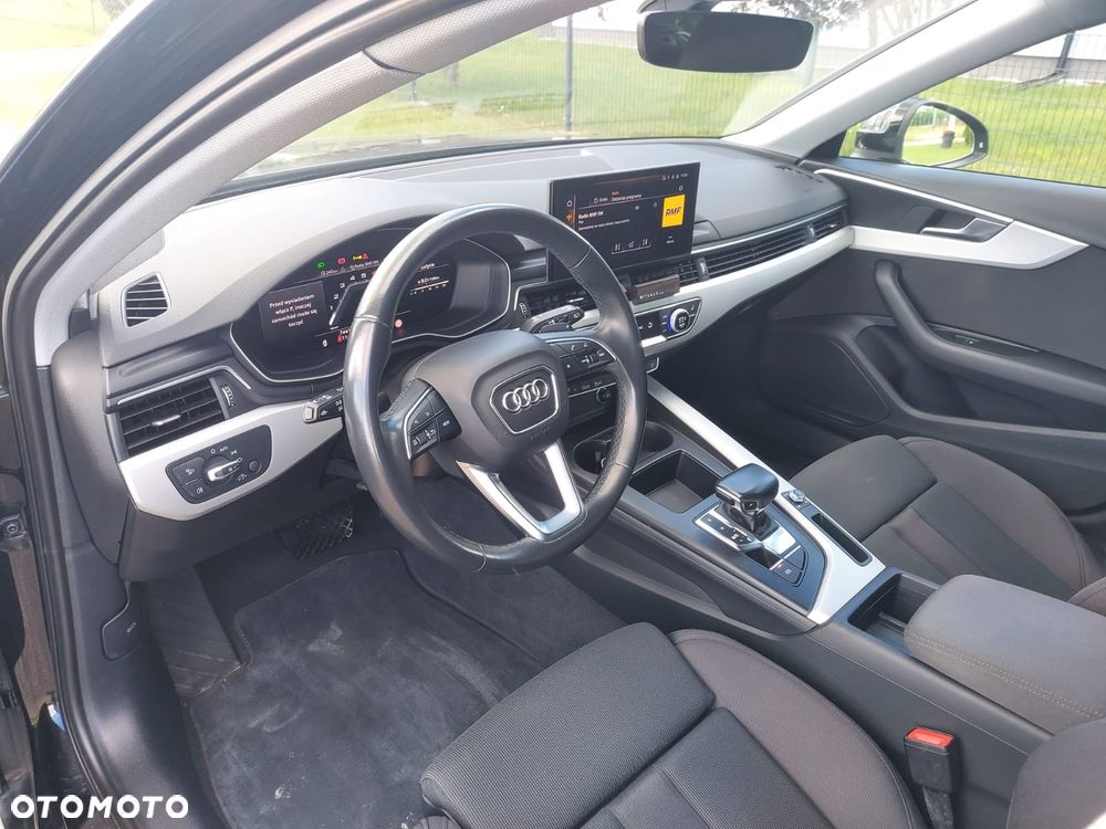Audi A4 Avant 40 TFSI S tronic - 20