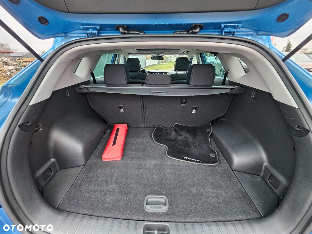 Hyundai Tucson blue 1.7 CRDi 2WD DCT Advantage - 11