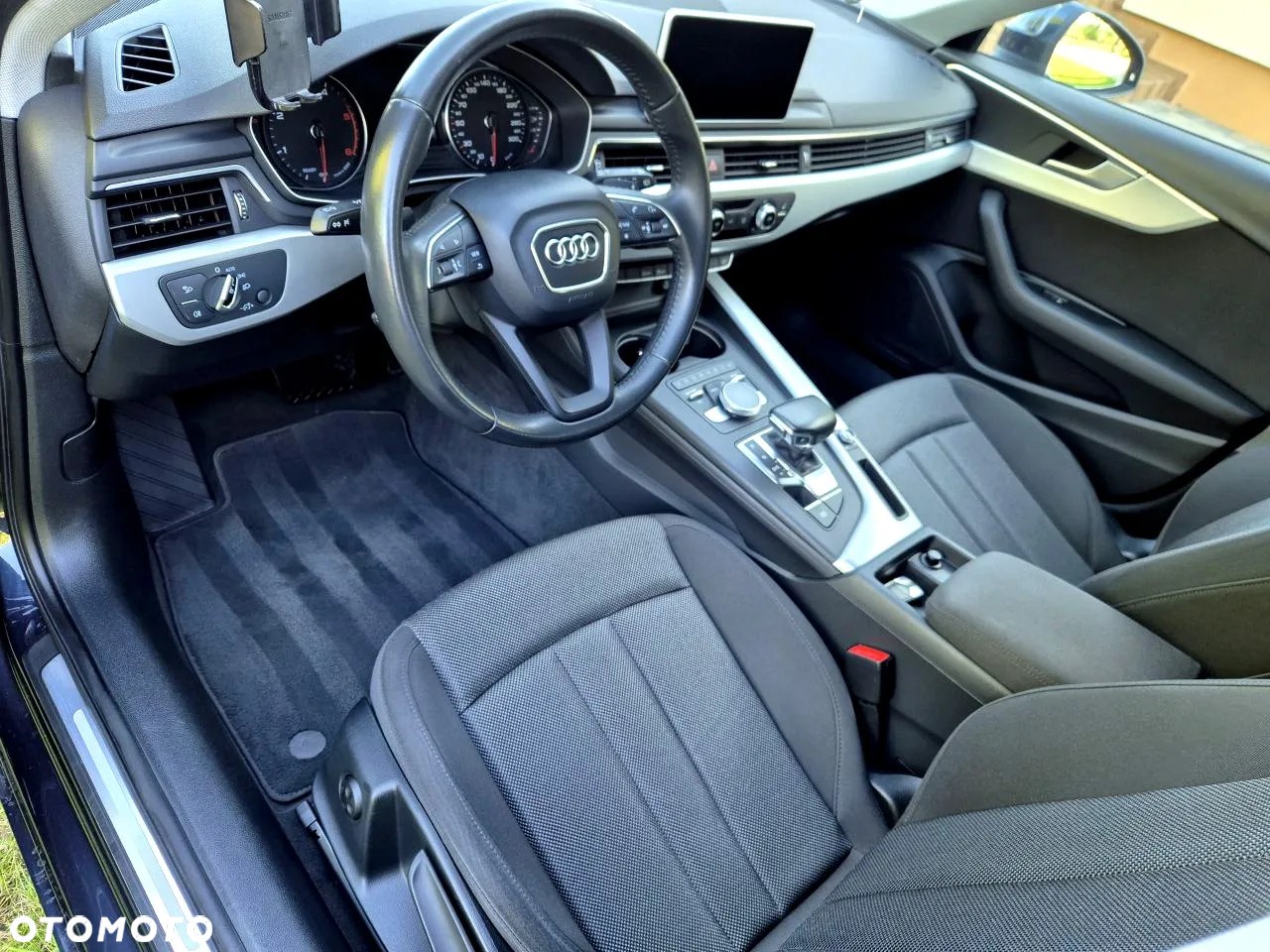 Audi A4 - 16