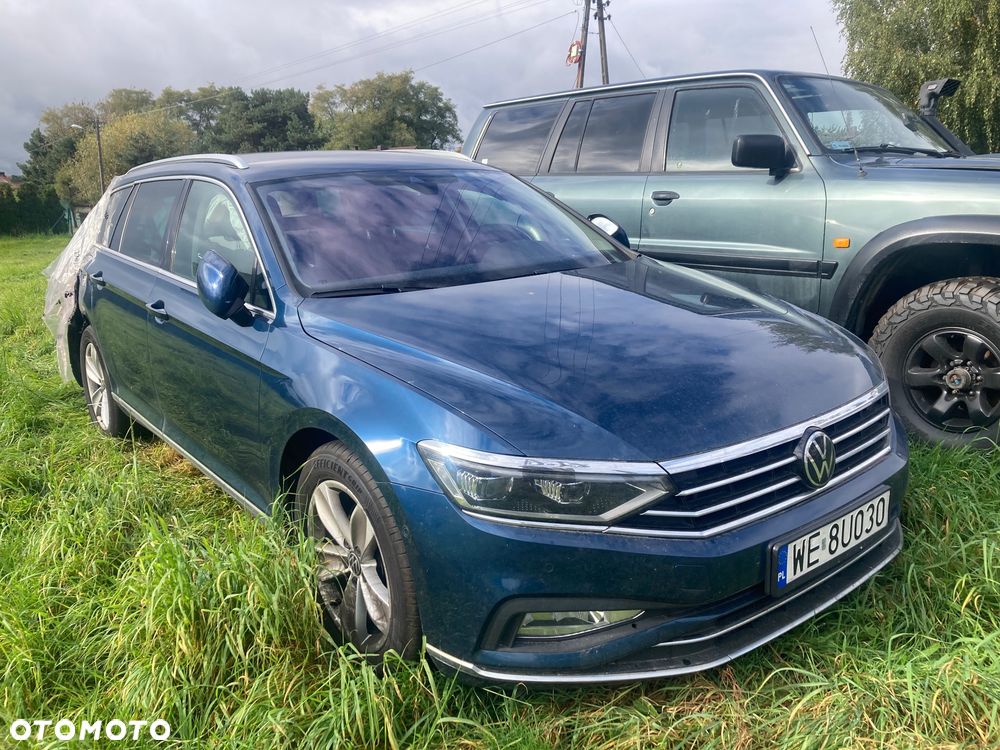 Volkswagen Passat 2.0 TSI Elegance DSG - 2
