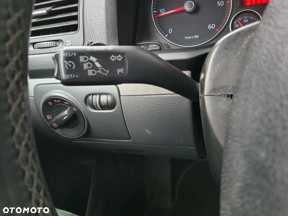 Volkswagen Golf 1.9 TDI DSG Comfortline - 14