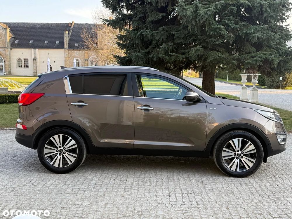Kia Sportage 2.0 CRDI L AWD - 11