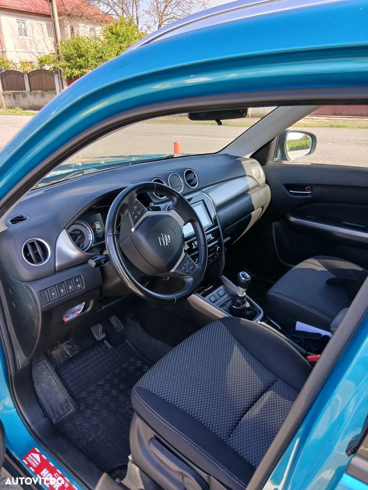 Suzuki Vitara 1.4 Boosterjet MHEV Passion - 9