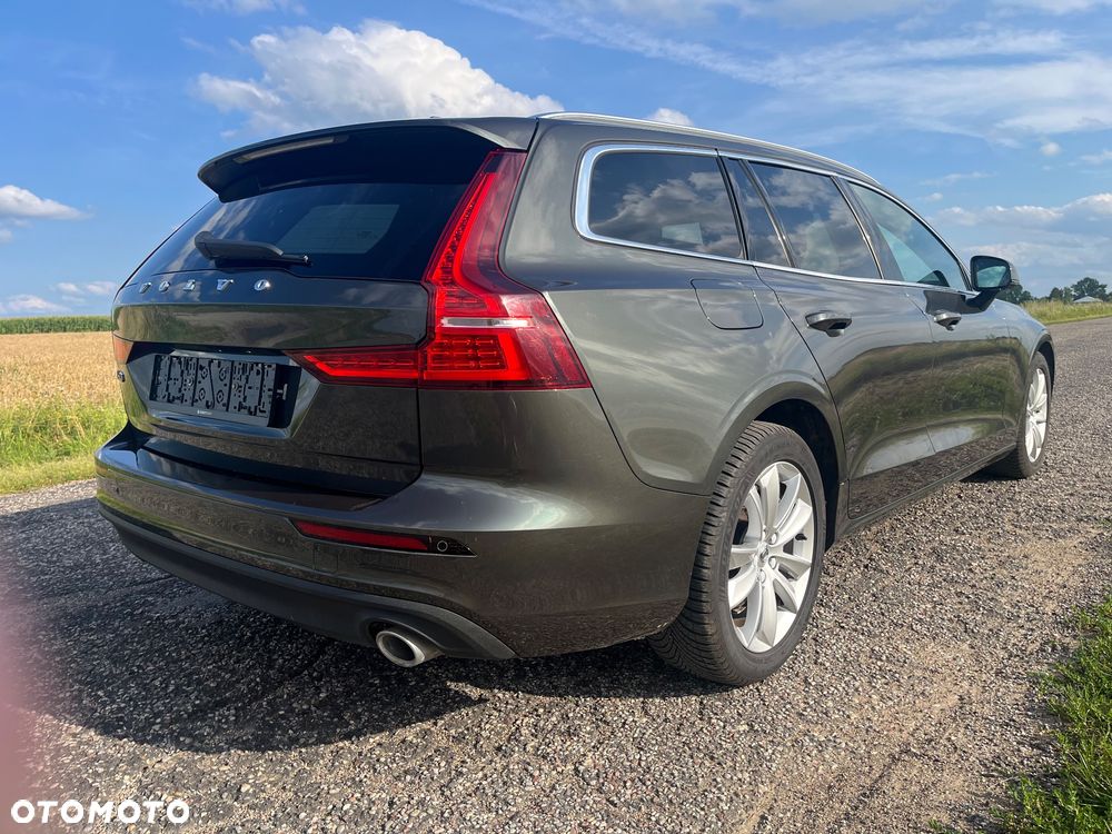 Volvo V60 D3 Momentum - 4