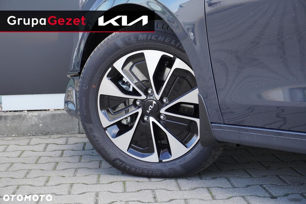 Kia Ceed - 9