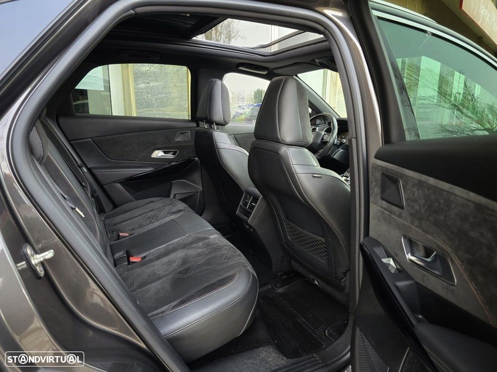 DS DS7 Crossback 2.0 BlueHDi Performance Line EAT8 - 37