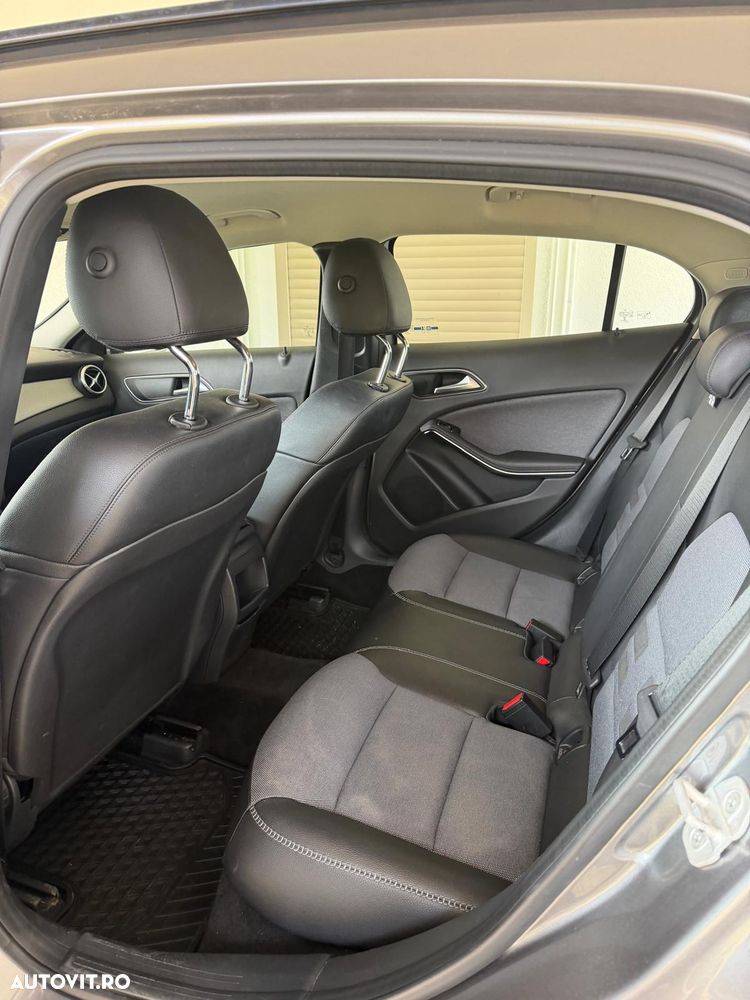 Mercedes-Benz GLA 200 CDI 4MATIC Aut. - 23