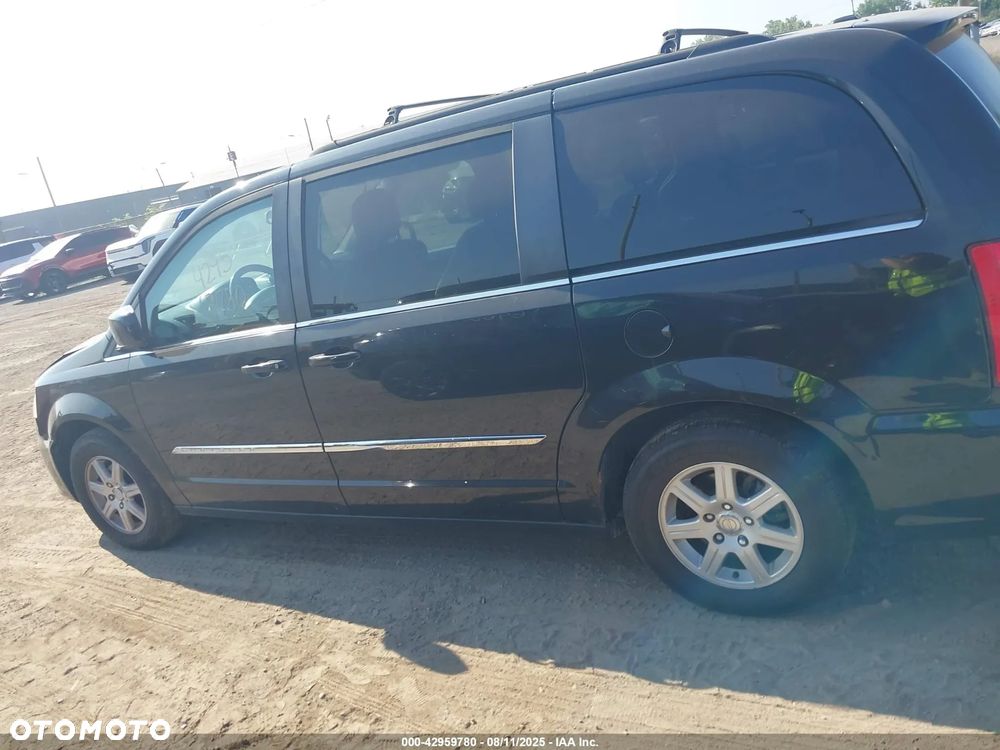 Chrysler Town & Country 3.6 Touring - 4