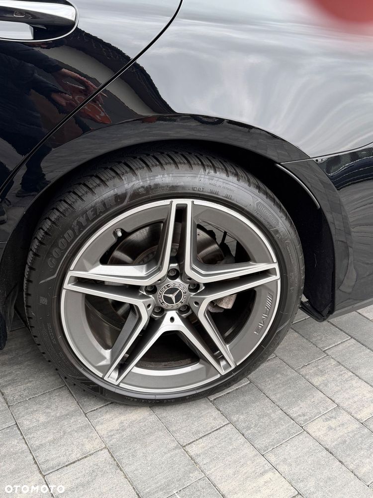 Mercedes-Benz CLS 400 d 4-Matic AMG - 35
