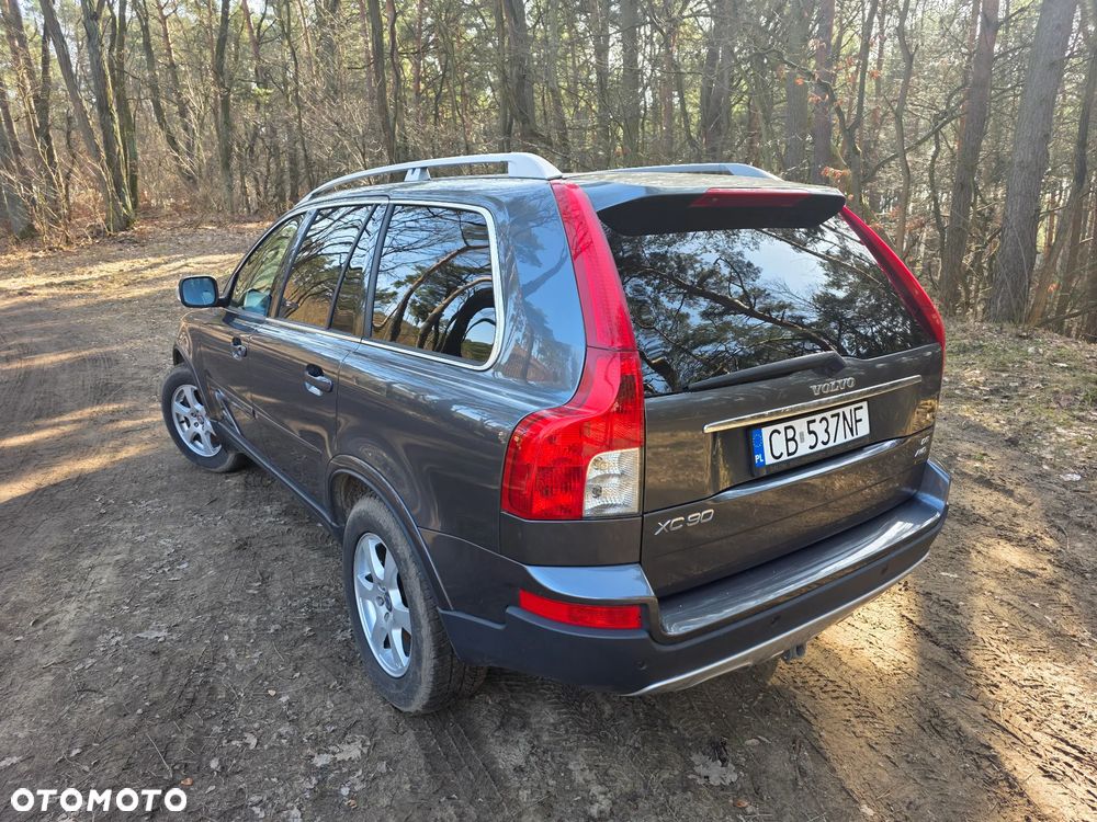 Volvo XC 90 D5 Momentum - 6