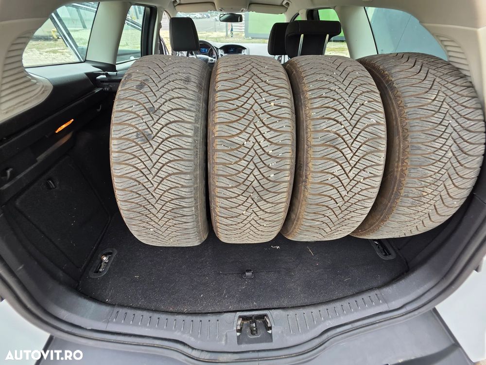 Ford Focus 1.0 EcoBoost Titanium - 12