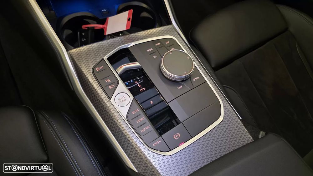 BMW 320 e Pack Desportivo M Auto - 46