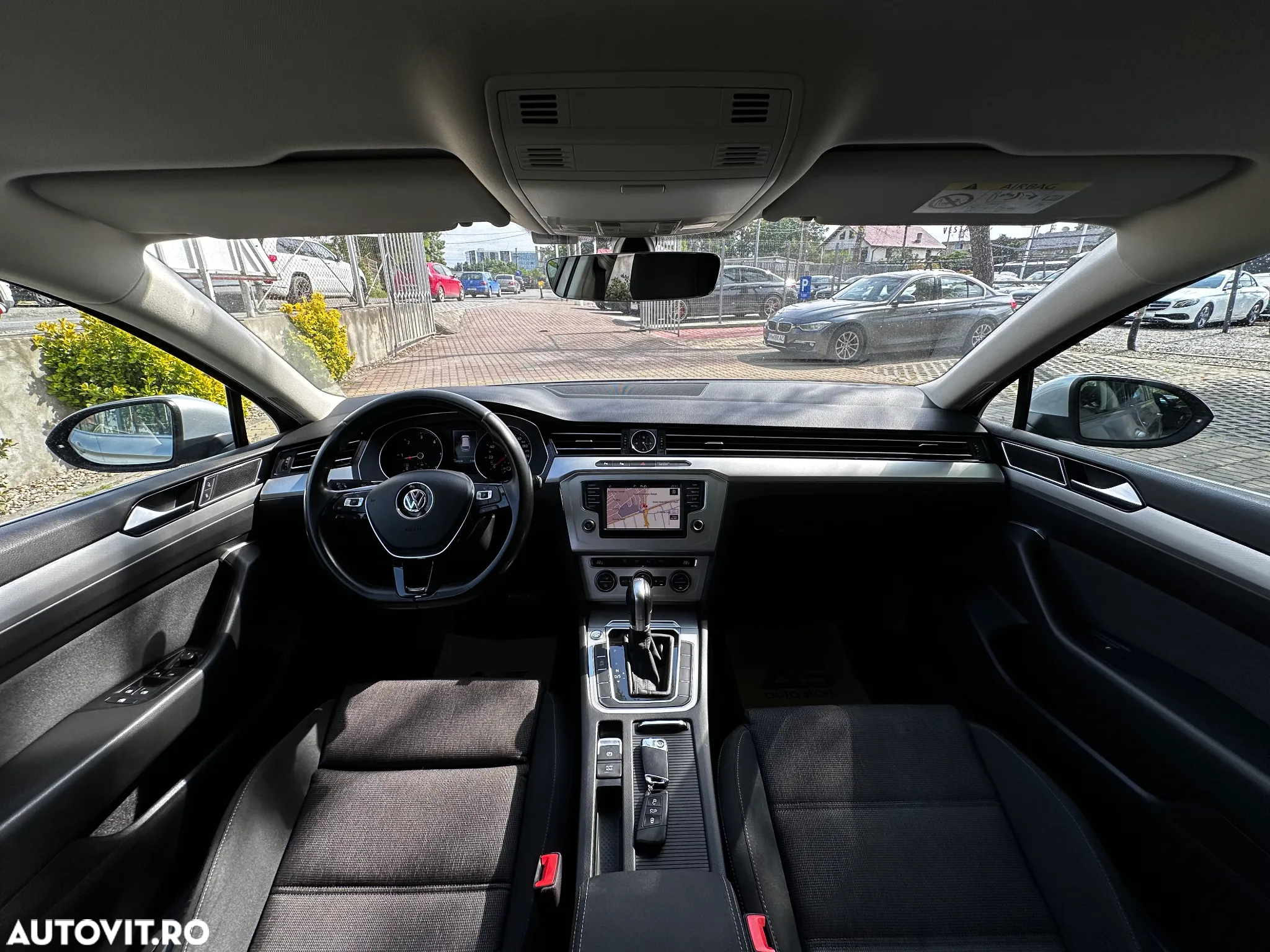 Volkswagen Passat Variant 1.6 TDI (BlueMotion Technology) DSG Comfortline - 19
