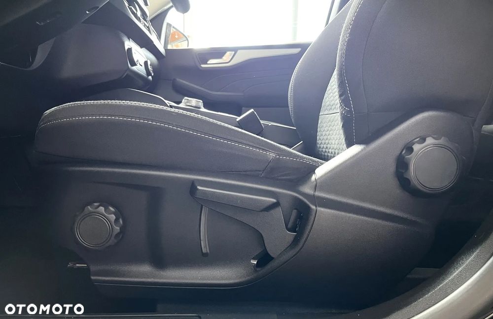 Ford Kuga 2.0 EcoBlue 4x4 TITANIUM X - 20