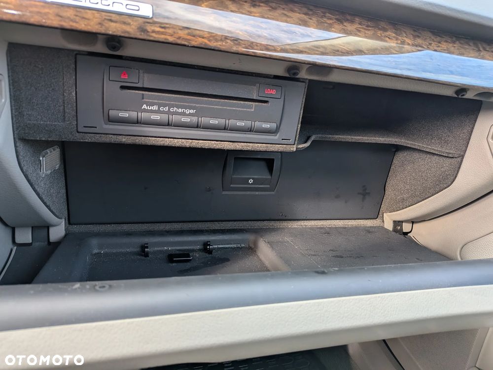 Audi A4 Limousine 2.0 T FSI quattro - 26